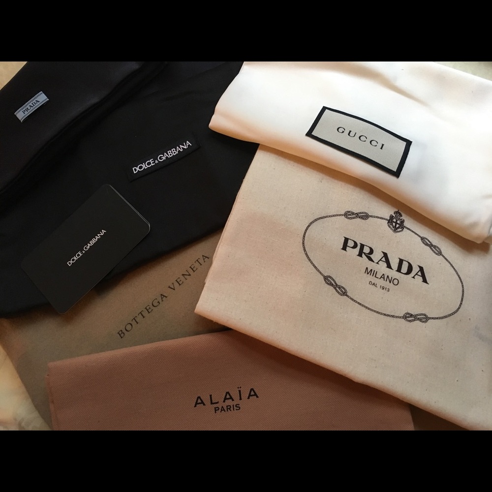 Various Designer drawstring dust bags.